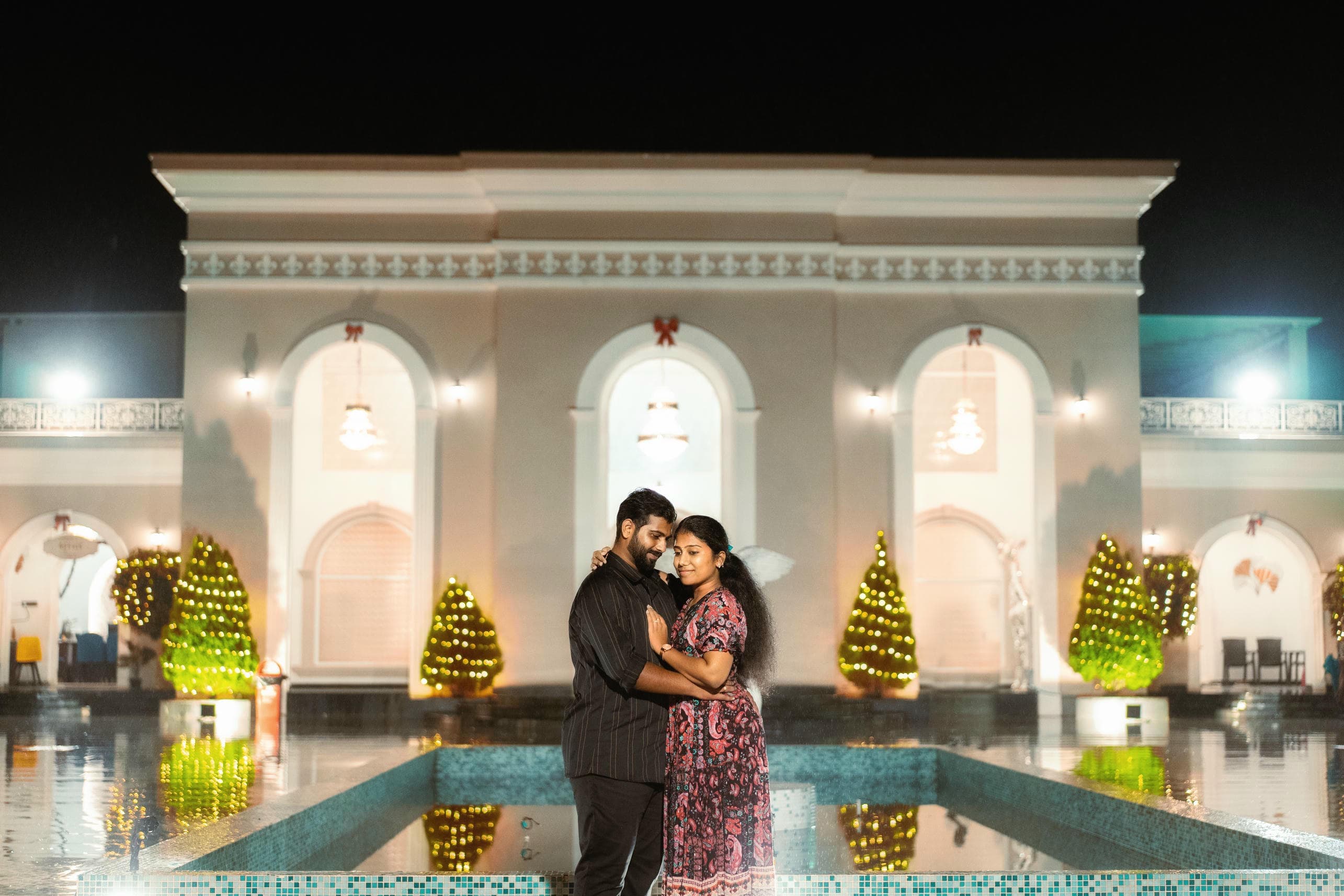 Romantic resort ambieance couple shoot