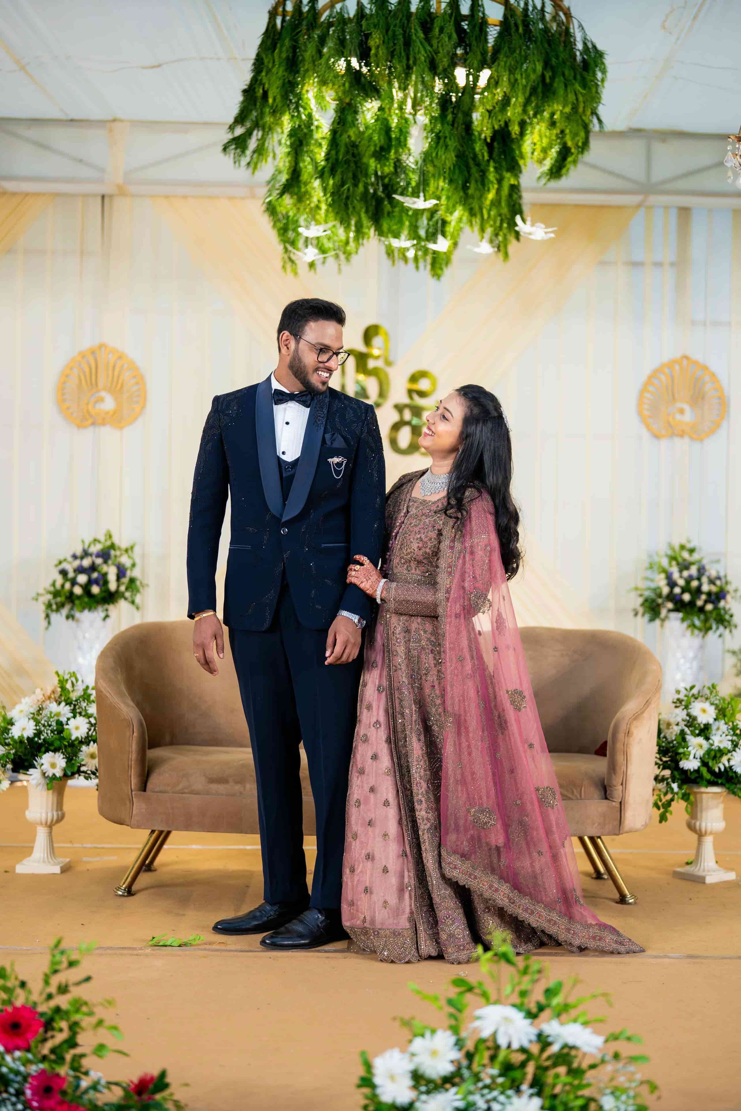 candid photography of wedding capturing a couple looking at each other